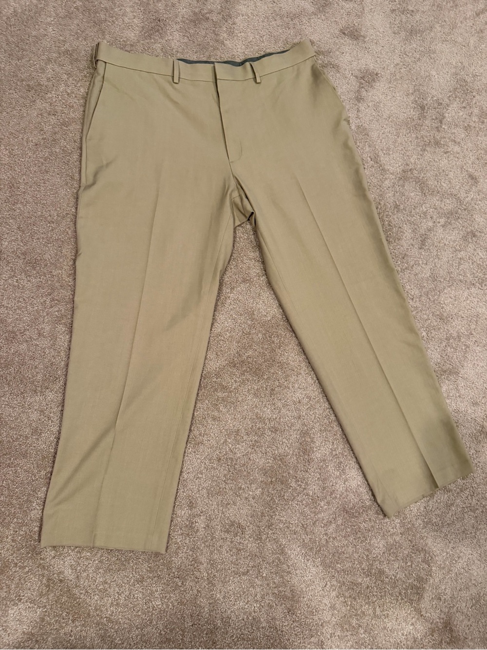 Haggar Classic Fit Dress Pants 40x30 Tan Khaki Flat Front Work